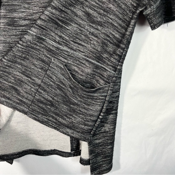 Capote Women's Heathered Gray Knit Short Sleeve Boxy Fit Sweater Top Small S - Picture 4 of 7